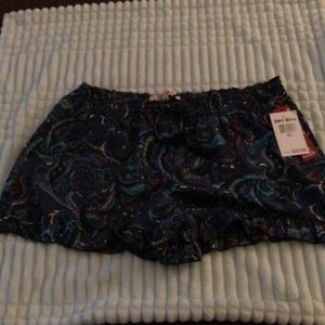 Hot Kiss soft shorts